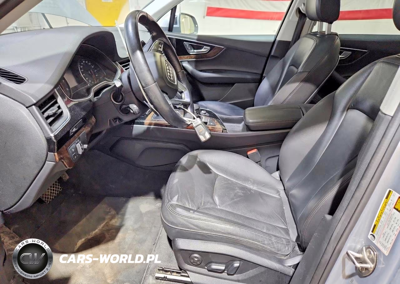 2017 Audi Q7 Premium Plus VIN:WA1LAAF79HD042993 - 7