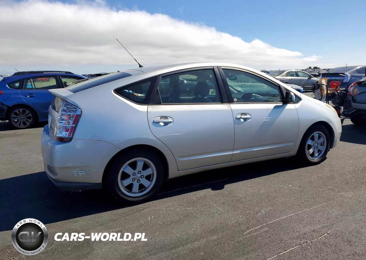 2005 Toyota Prius Base VIN:JTDKB20U753105884 - 3