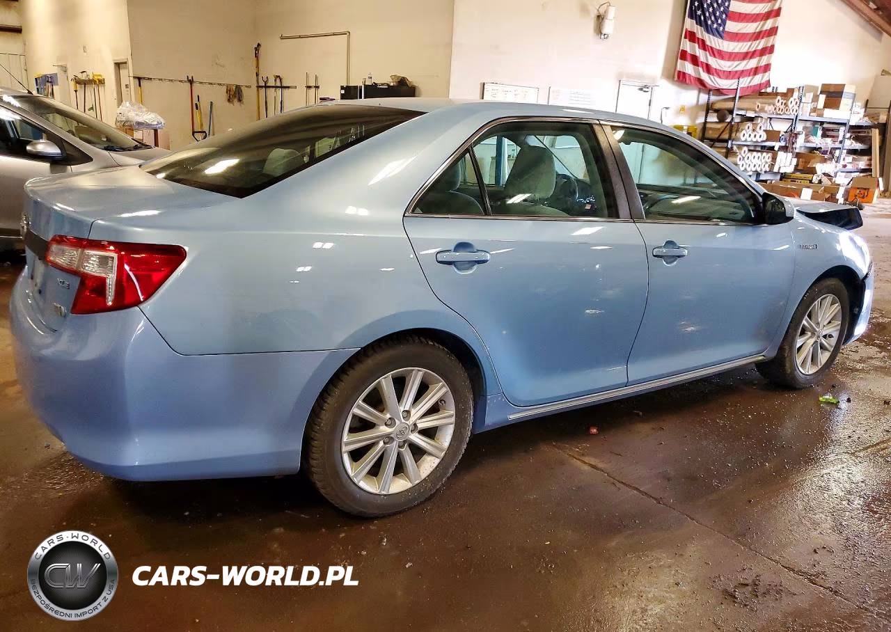 2013 Toyota Camry Hybrid Xle VIN:4T1BD1FK4DU084345 - 3