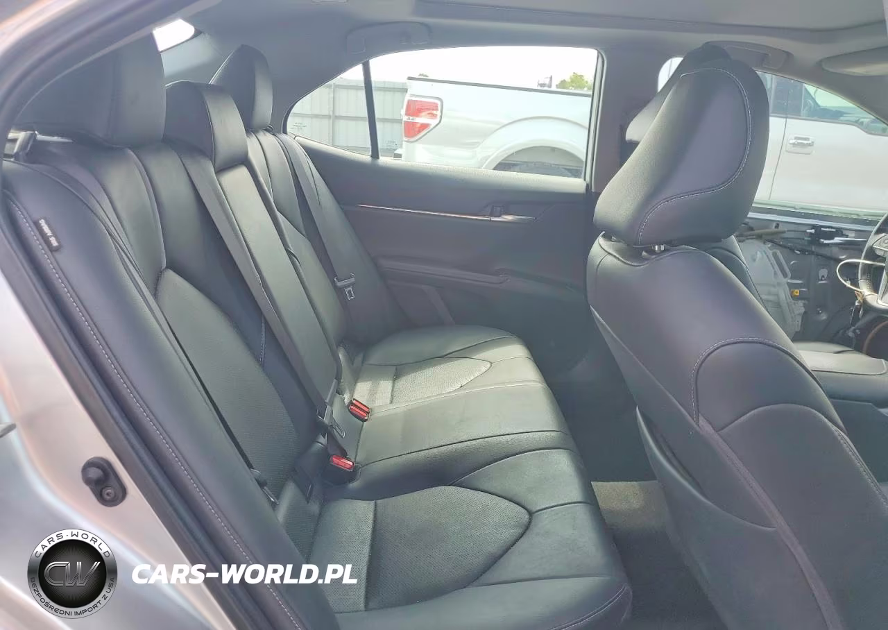 2019 Toyota Camry Xse V6 VIN:4T1BZ1HK0KU033100 - 10