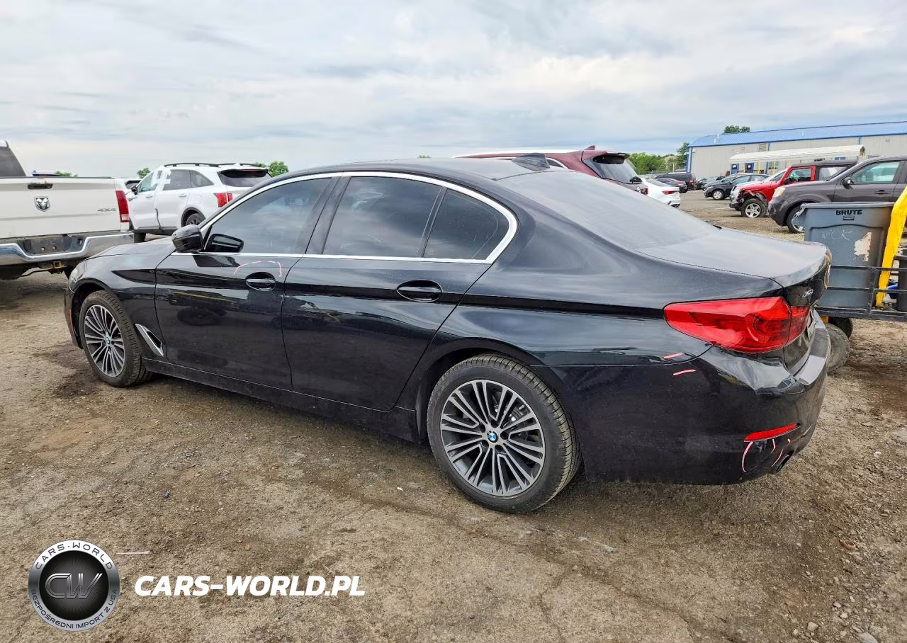 2020 BMW 530 Xi VIN:WBAJR7C04LCE45262 - 2