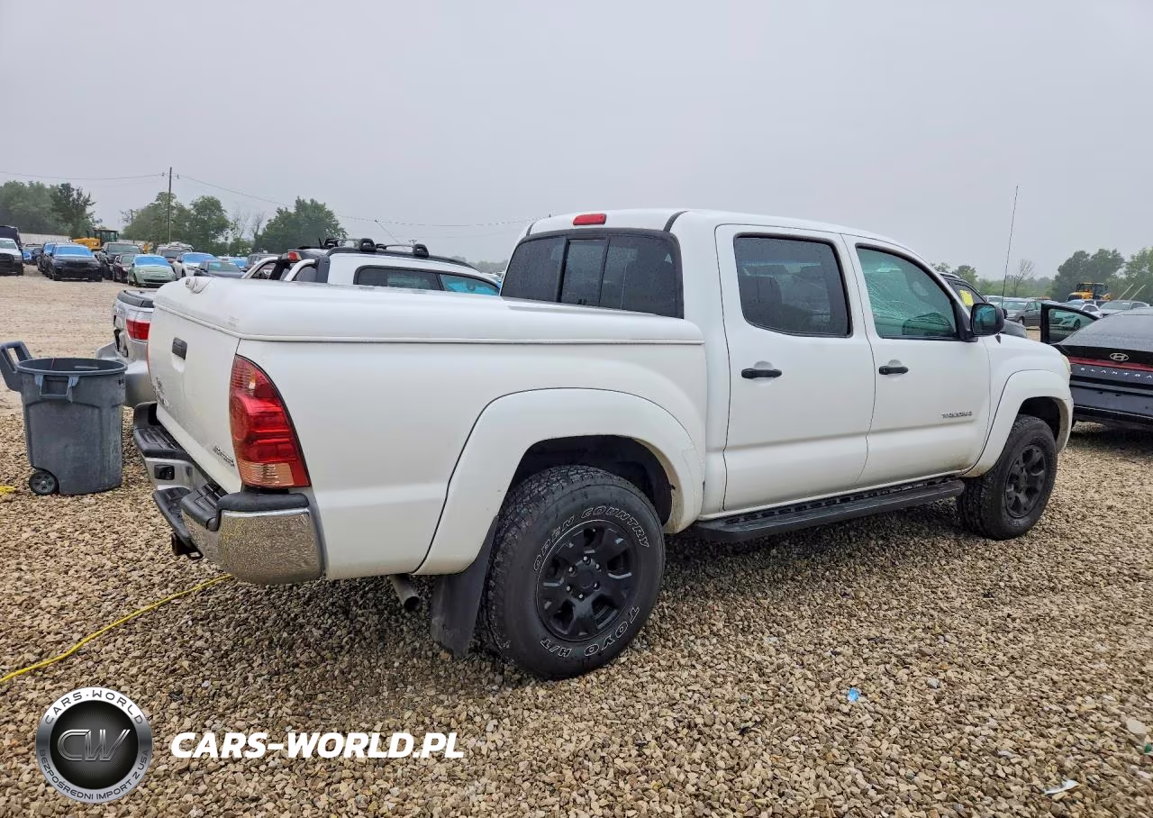 2008 Toyota Tacoma Double Cab VIN:5TELU42NX8Z575381 - 3