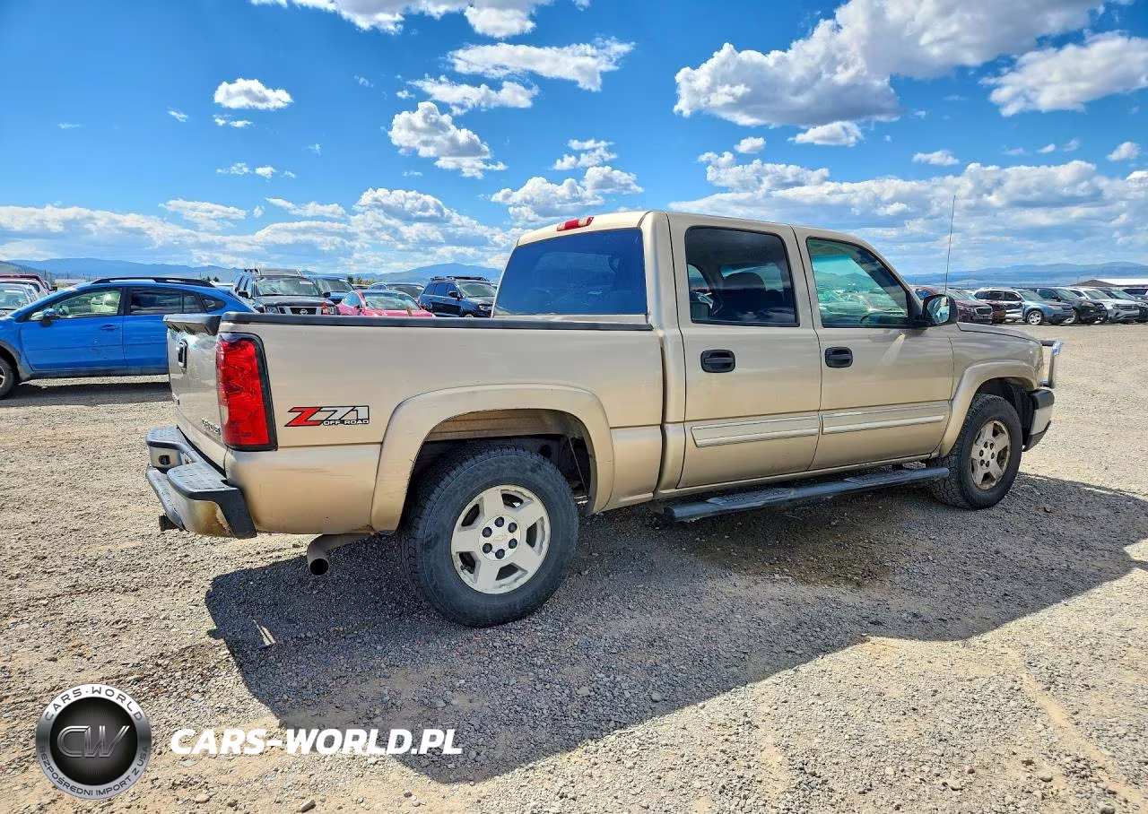 2005 Chevrolet Silverado K1500 VIN:2GCEK13T951218431 - 3