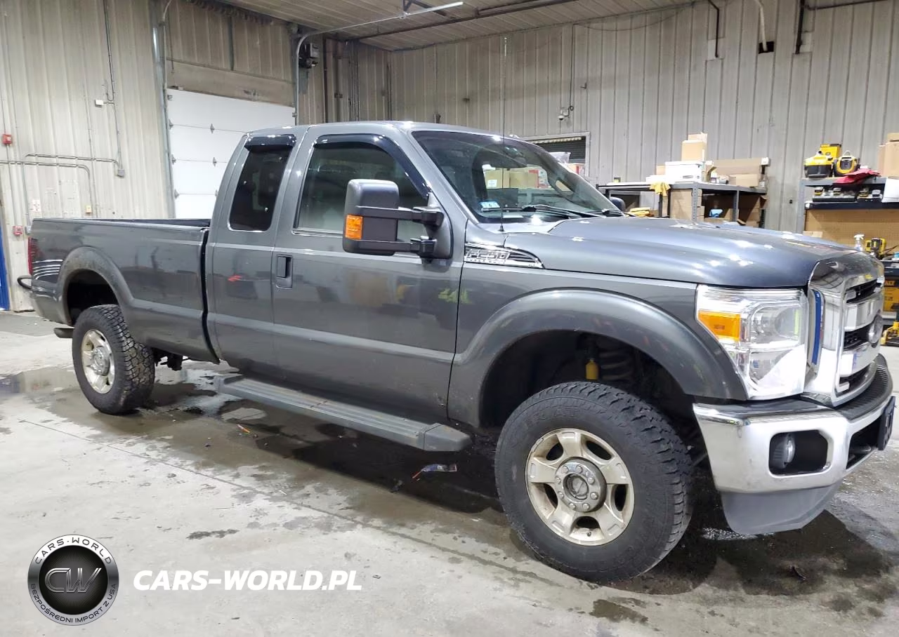 2015 Ford F250 Super Duty VIN:1FT7X2B67FEA30275 - 4