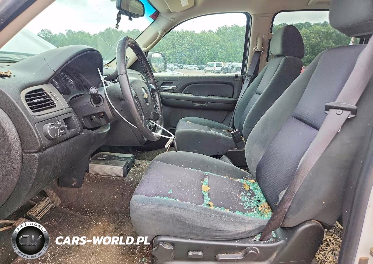 2009 Chevrolet Suburban C1500 Ls VIN:1GNFC16049R182025 - 7