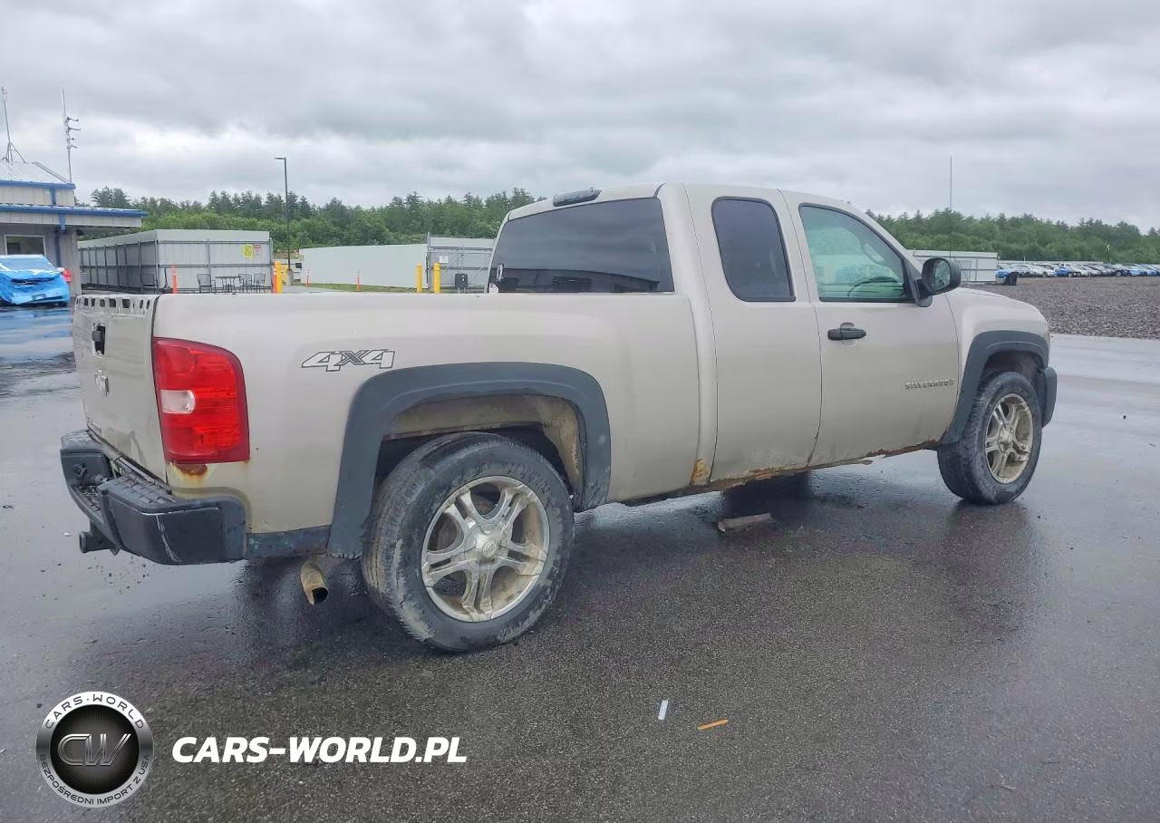 2008 Chevrolet Silverado K1500 VIN:1GCEK19C78E114370 - 3