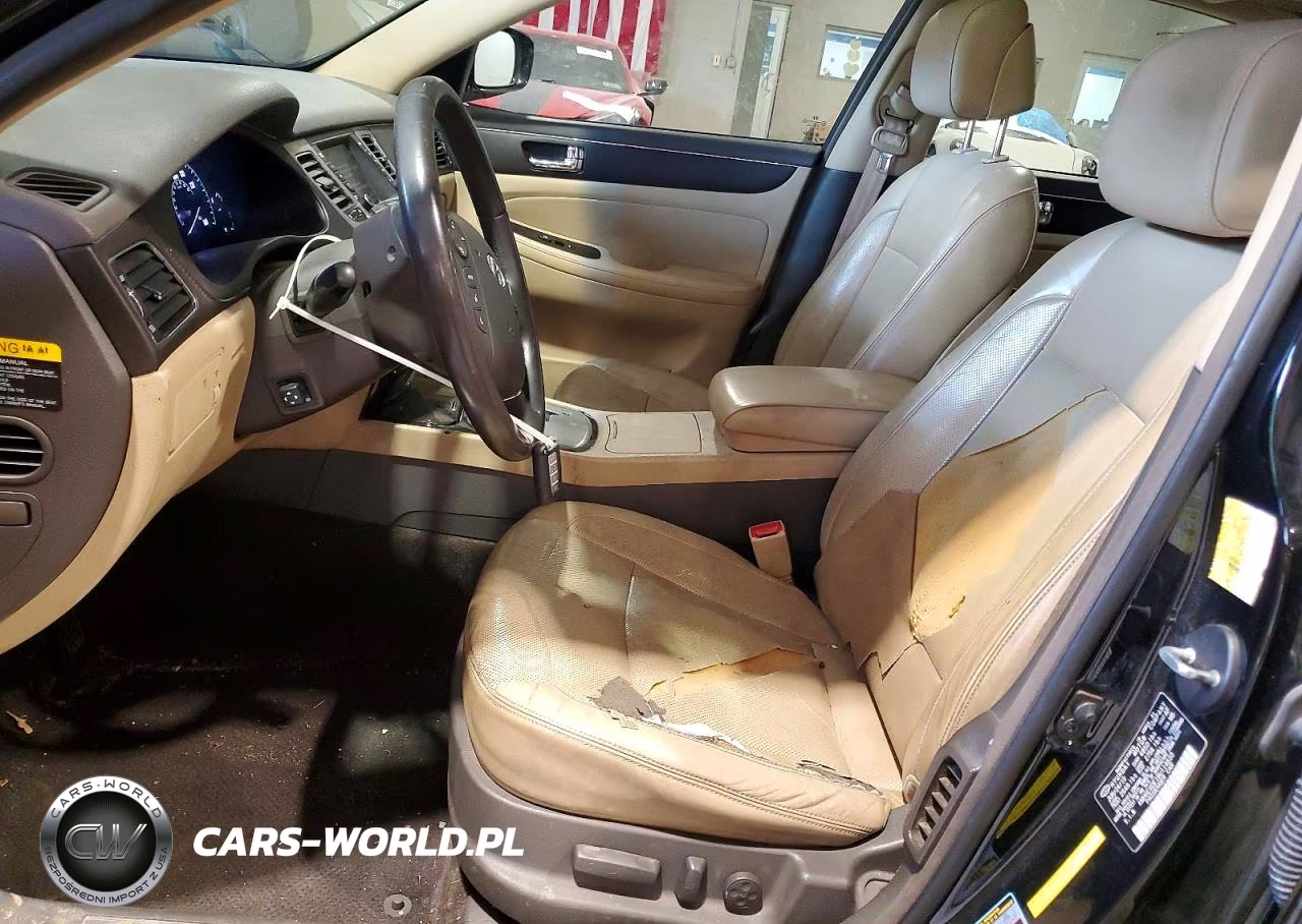 2011 Hyundai Genesis 3.8L VIN:KMHGC4DE1BU114633 - 7