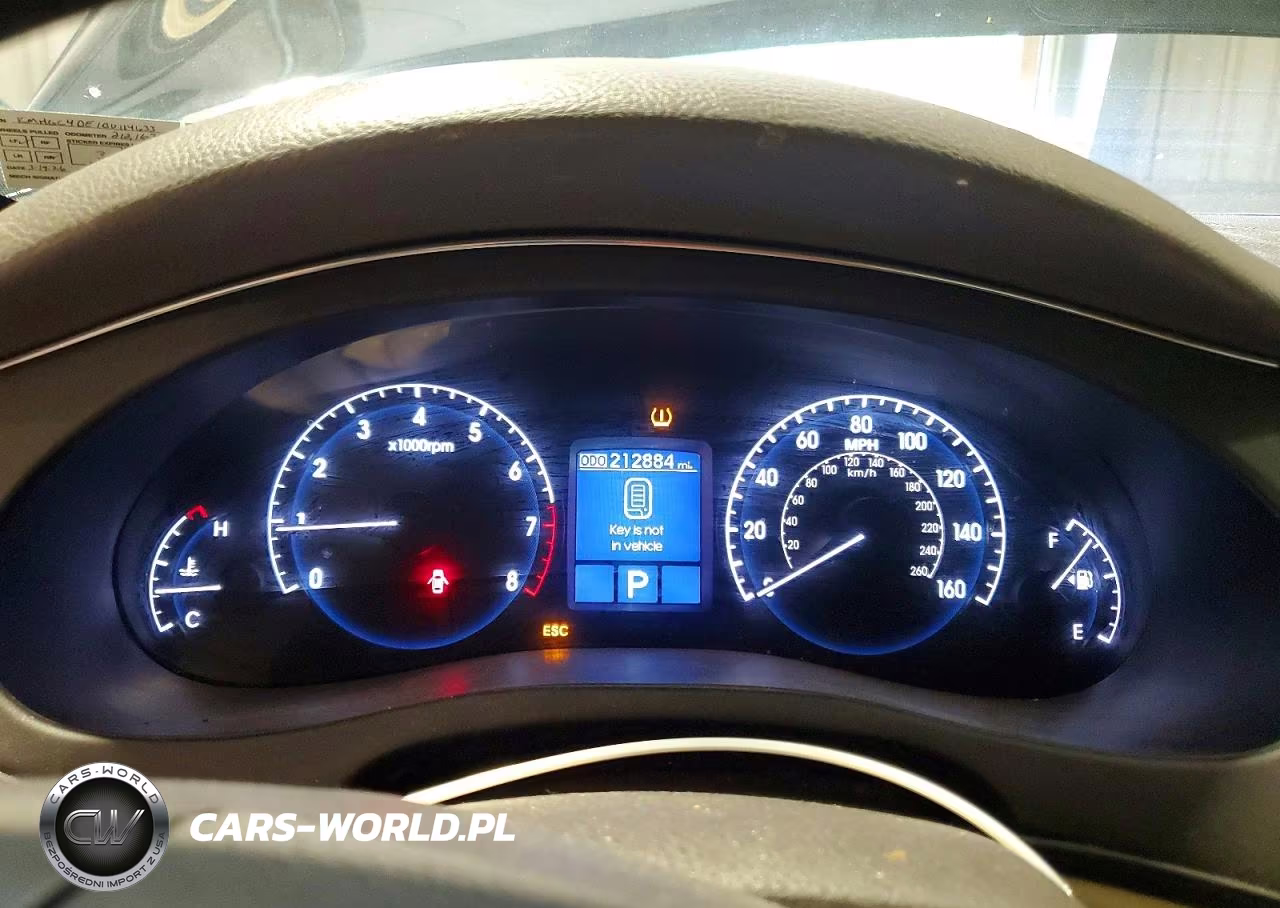 2011 Hyundai Genesis 3.8L VIN:KMHGC4DE1BU114633 - 9