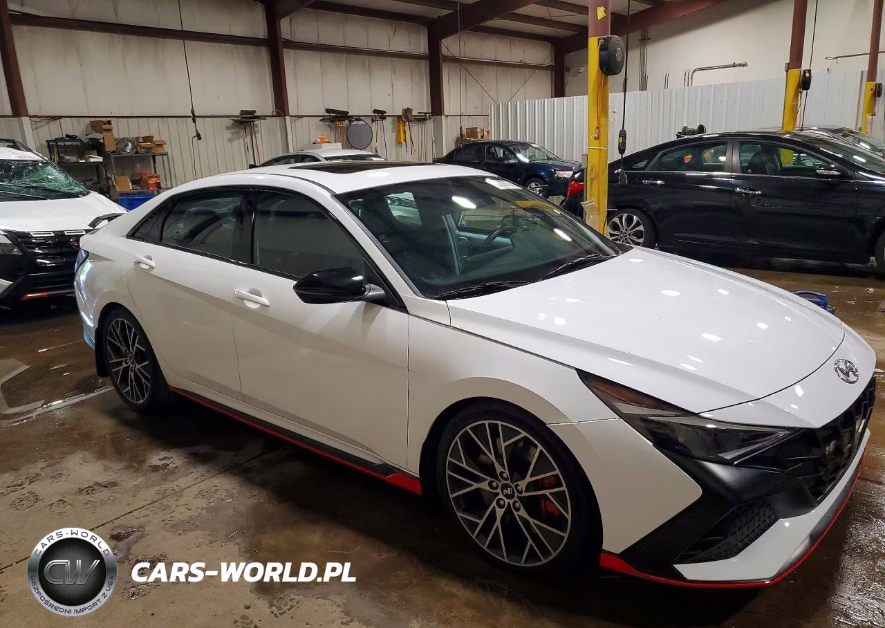 2023 Hyundai Elantra N Base VIN:KMHLW4AK0PU012800 - 4