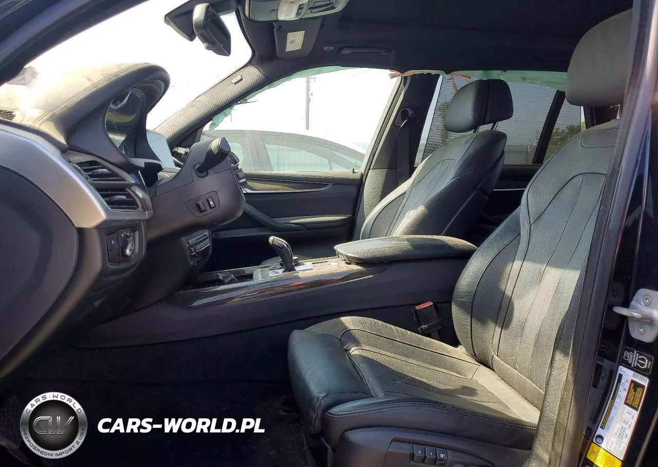 2015 BMW X5 xDrive50I VIN:5UXKR6C59F0J74939 - 7