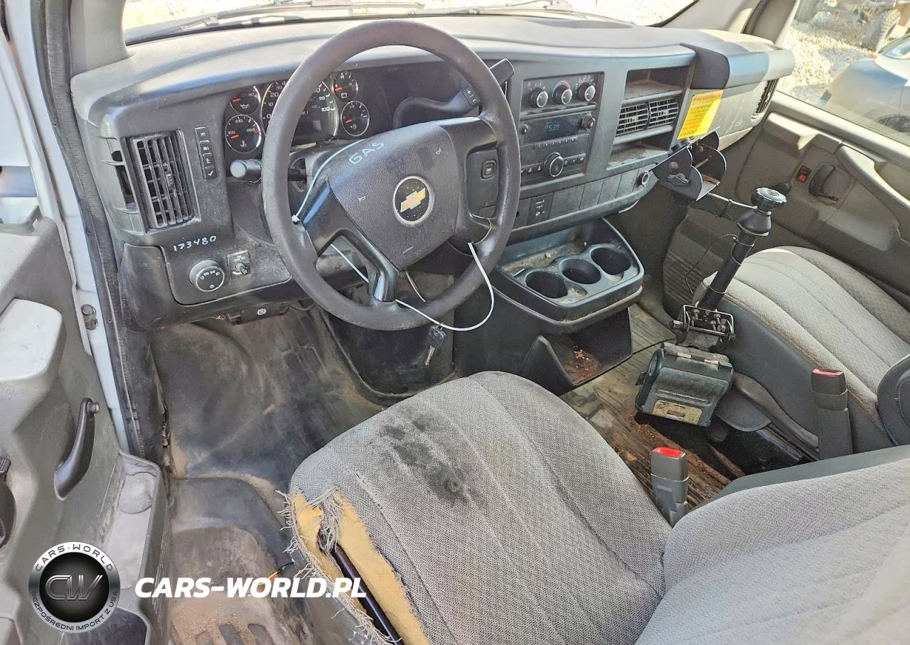 2012 Chevrolet Express Delivery Truck VIN:1GB0G2CG9C1127655 - 8