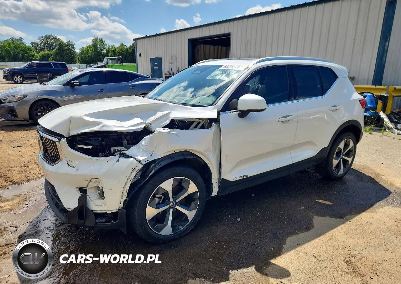 2023 Volvo Xc40 Plus VIN:YV4L12UE2P2987143 - 1