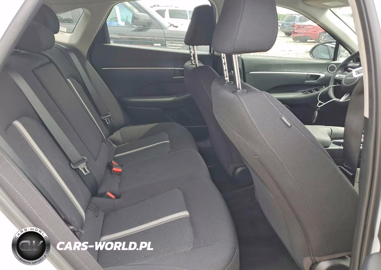 2025 Hyundai Sonata Sel VIN:KMHL64JA8SA506551 - 10