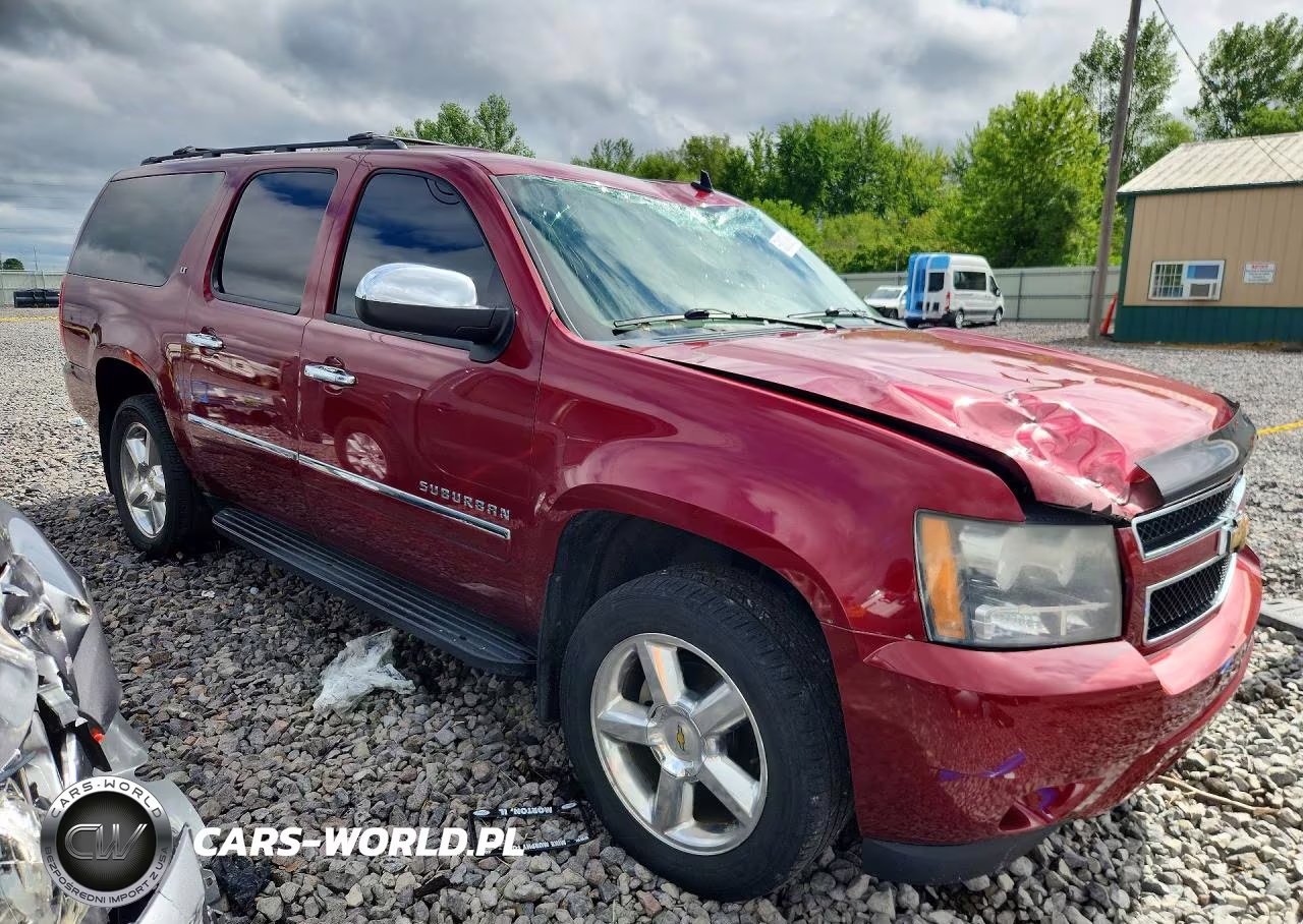2011 Chevrolet Suburban K1500 Lt VIN:1GNSKJE3XBR268300 - 4