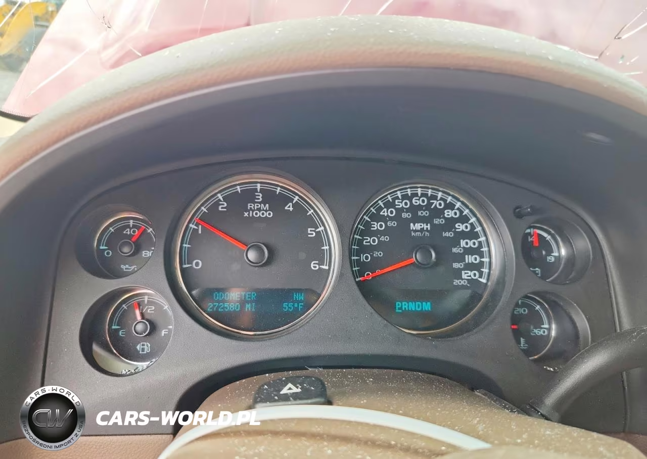 2011 Chevrolet Suburban K1500 Lt VIN:1GNSKJE3XBR268300 - 9