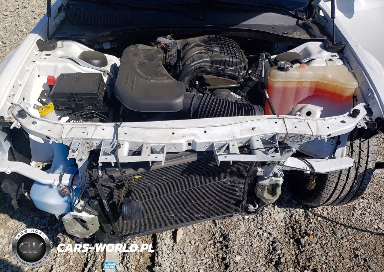 2020 Chrysler 300 S VIN:2C3CCABG7LH189576 - 11
