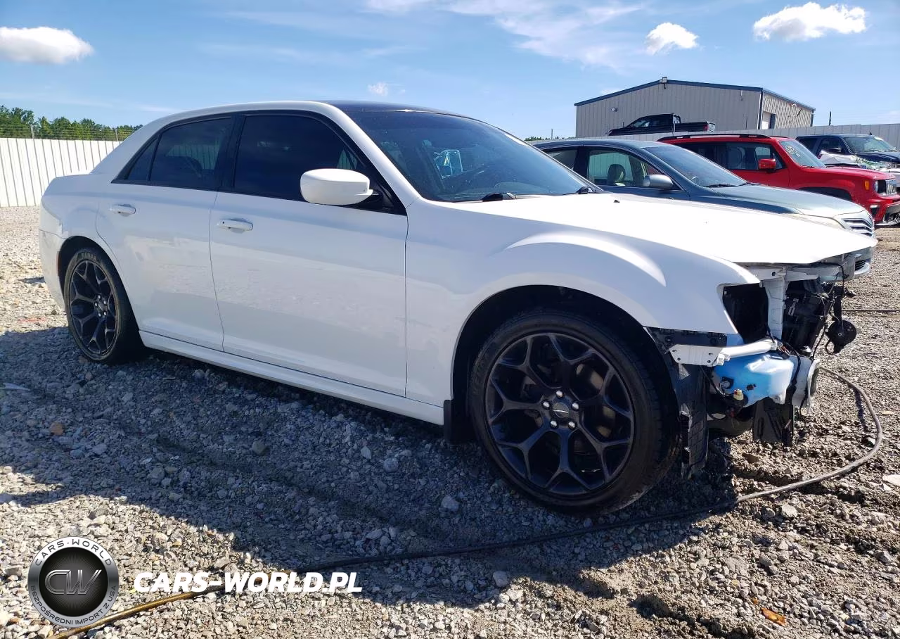 2020 Chrysler 300 S VIN:2C3CCABG7LH189576 - 4