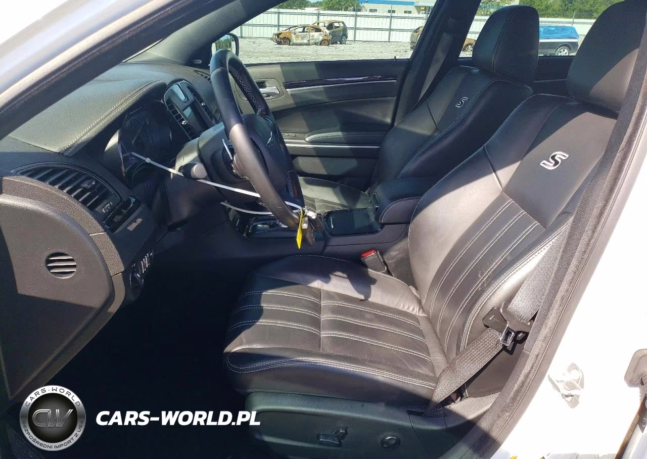 2020 Chrysler 300 S VIN:2C3CCABG7LH189576 - 7