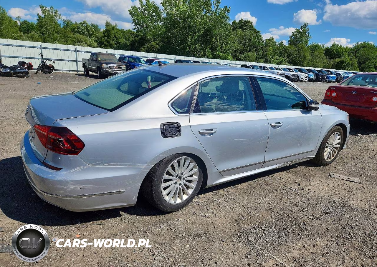 2017 Volkswagen Passat Se VIN:1VWBT7A37HC051066 - 3