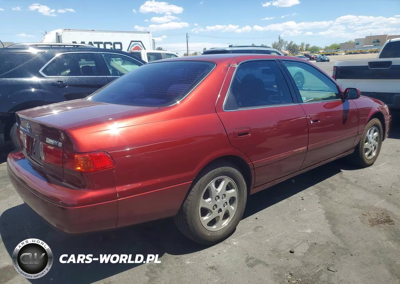 2001 Toyota Camry Le VIN:4T1BG22K11U112679 - 3