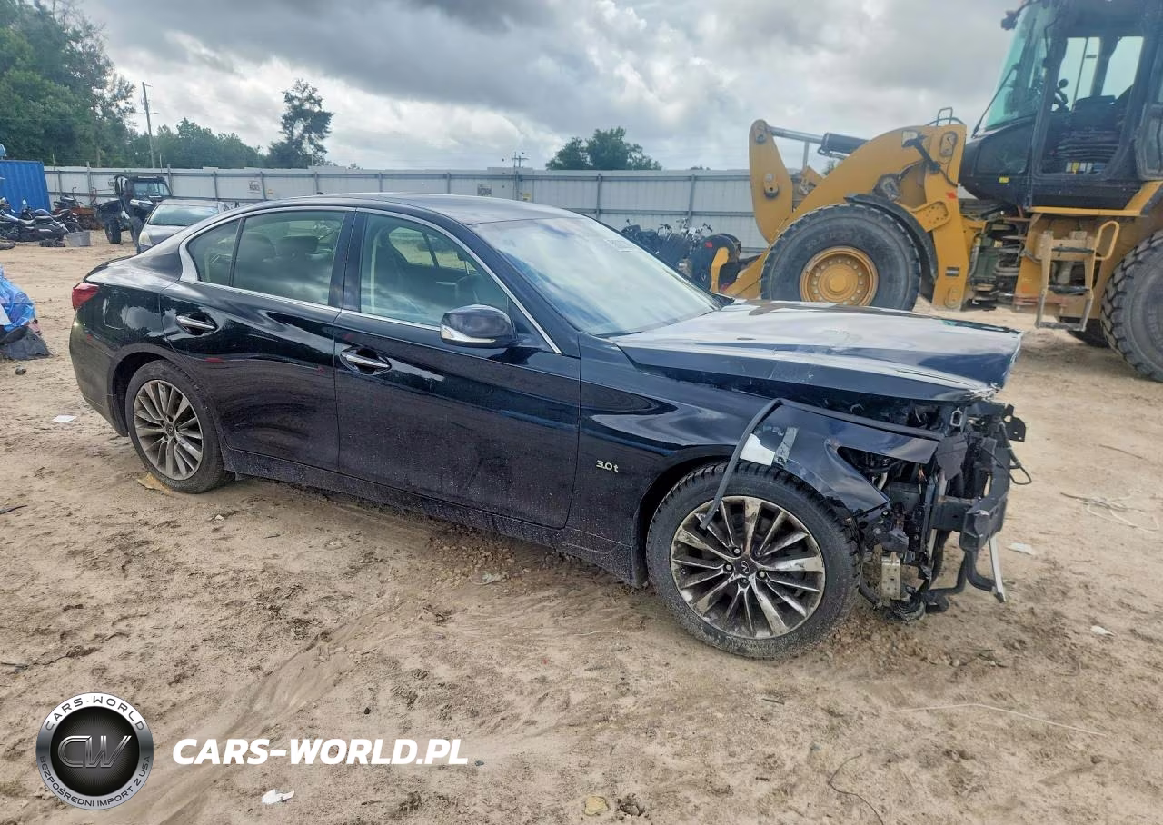 2018 Infiniti Q50 Luxe VIN:JN1EV7AR9JM443838 - 4