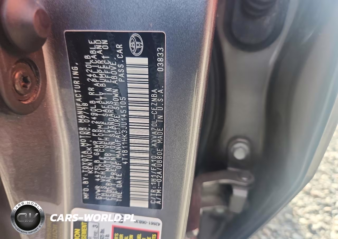 2018 Toyota Camry Le VIN:4T1B11HK3JU145105 - 12