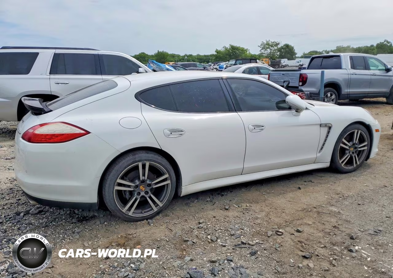 2013 Porsche Panamera 2 VIN:WP0AA2A78DL016816 - 3