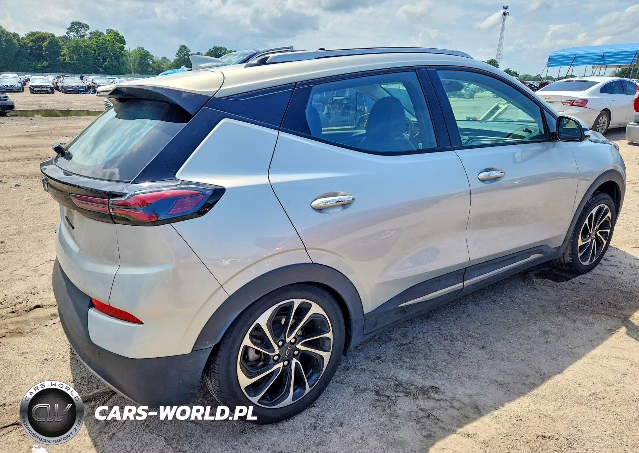 2023 Chevrolet Bolt Euv Premier VIN:1G1FZ6S0XP4168501 - 3