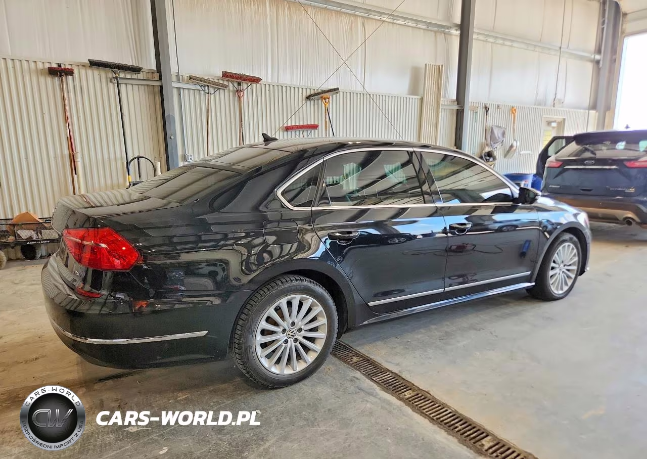2016 Volkswagen Passat Se VIN:1VWBS7A32GC046083 - 3