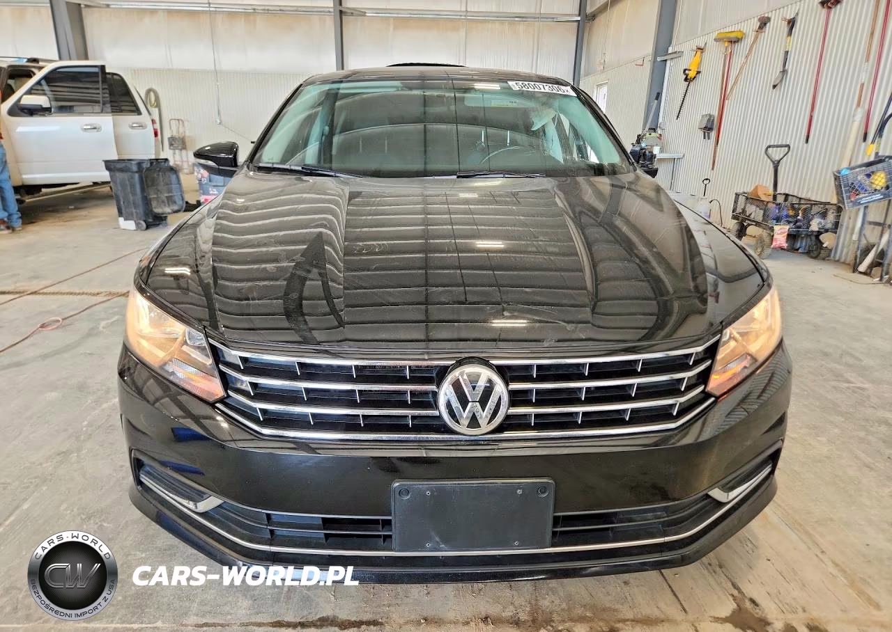 2016 Volkswagen Passat Se VIN:1VWBS7A32GC046083 - 5