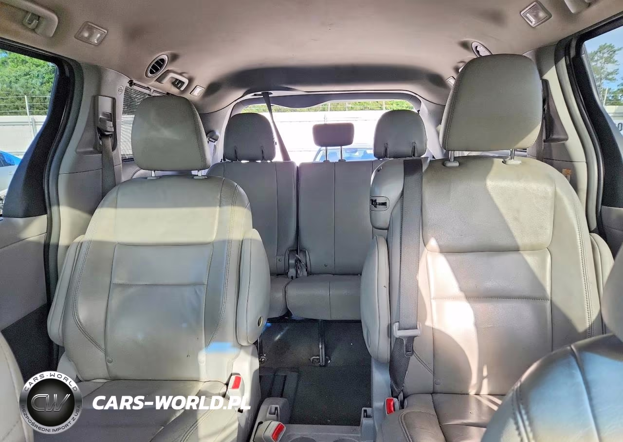 2015 Toyota Sienna Xle 8-Passenger VIN:5TDYK3DC8FS633645 - 10