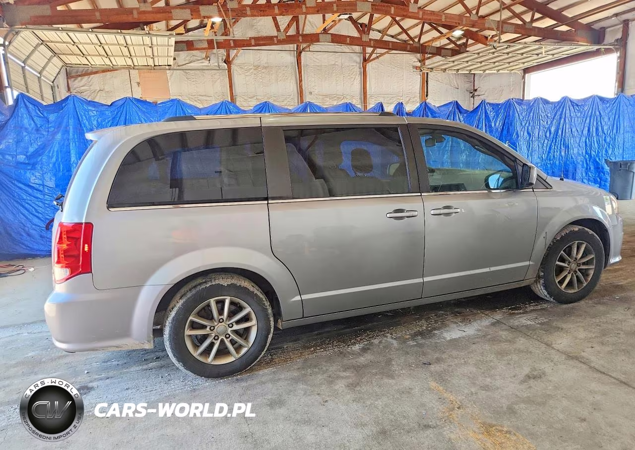 2019 Dodge Grand Caravan Sxt VIN:2C4RDGCG6KR772976 - 3