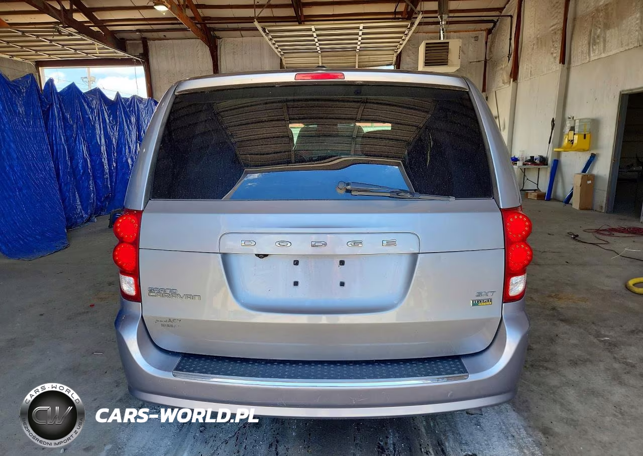 2019 Dodge Grand Caravan Sxt VIN:2C4RDGCG6KR772976 - 6