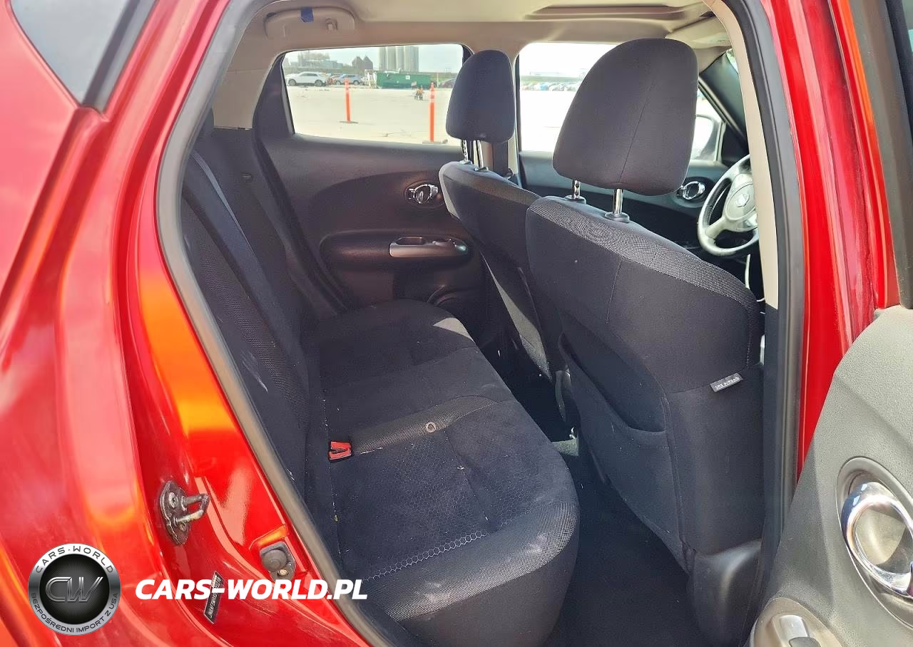 2011 Nissan Juke S VIN:JN8AF5MRXBT023218 - 10
