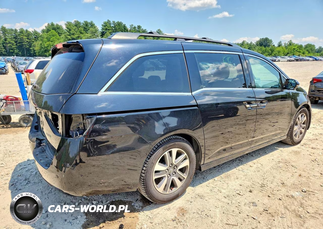 2014 Honda Odyssey Touring VIN:5FNRL5H93EB028656 - 3