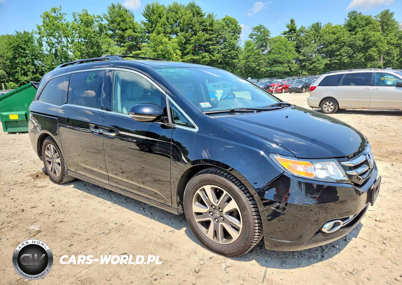 2014 Honda Odyssey Touring VIN:5FNRL5H93EB028656 - 4