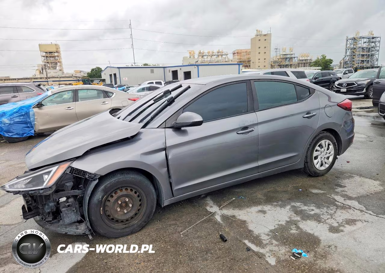 2020 Hyundai Elantra Se – zdjęcie 1 z 12