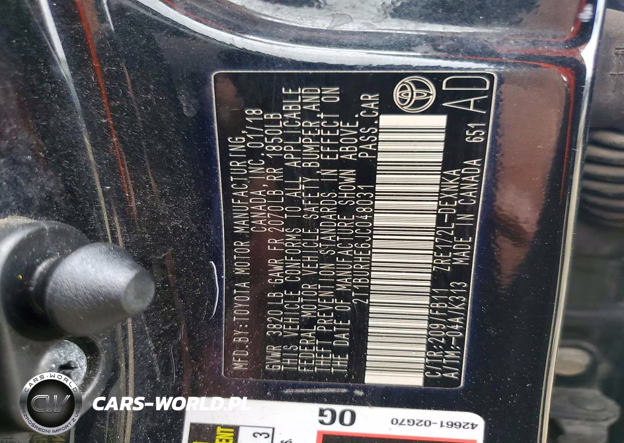 2018 Toyota Corolla Le VIN:2T1BURHE6JC048031 - 12