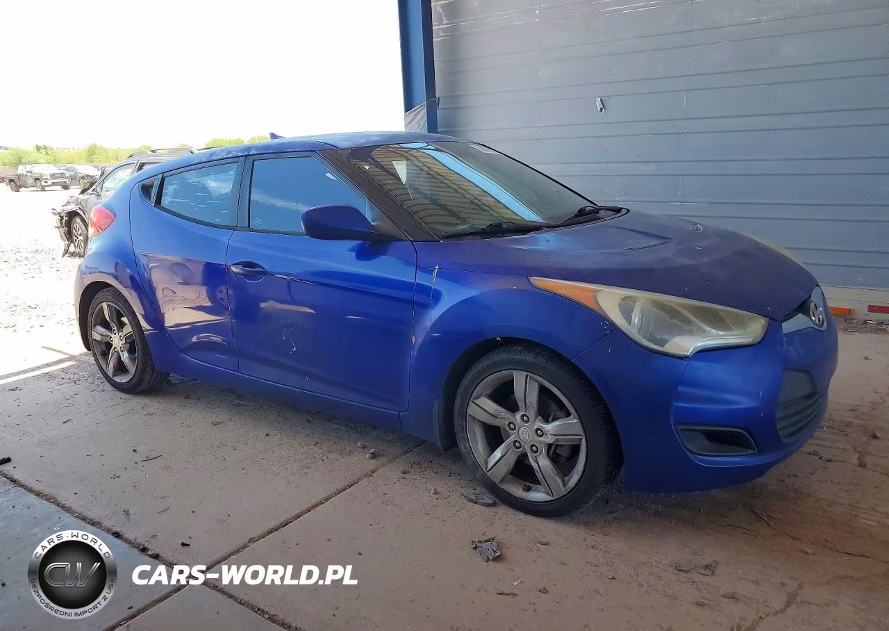 2012 Hyundai Veloster Base VIN:KMHTC6AD8CU082559 - 4