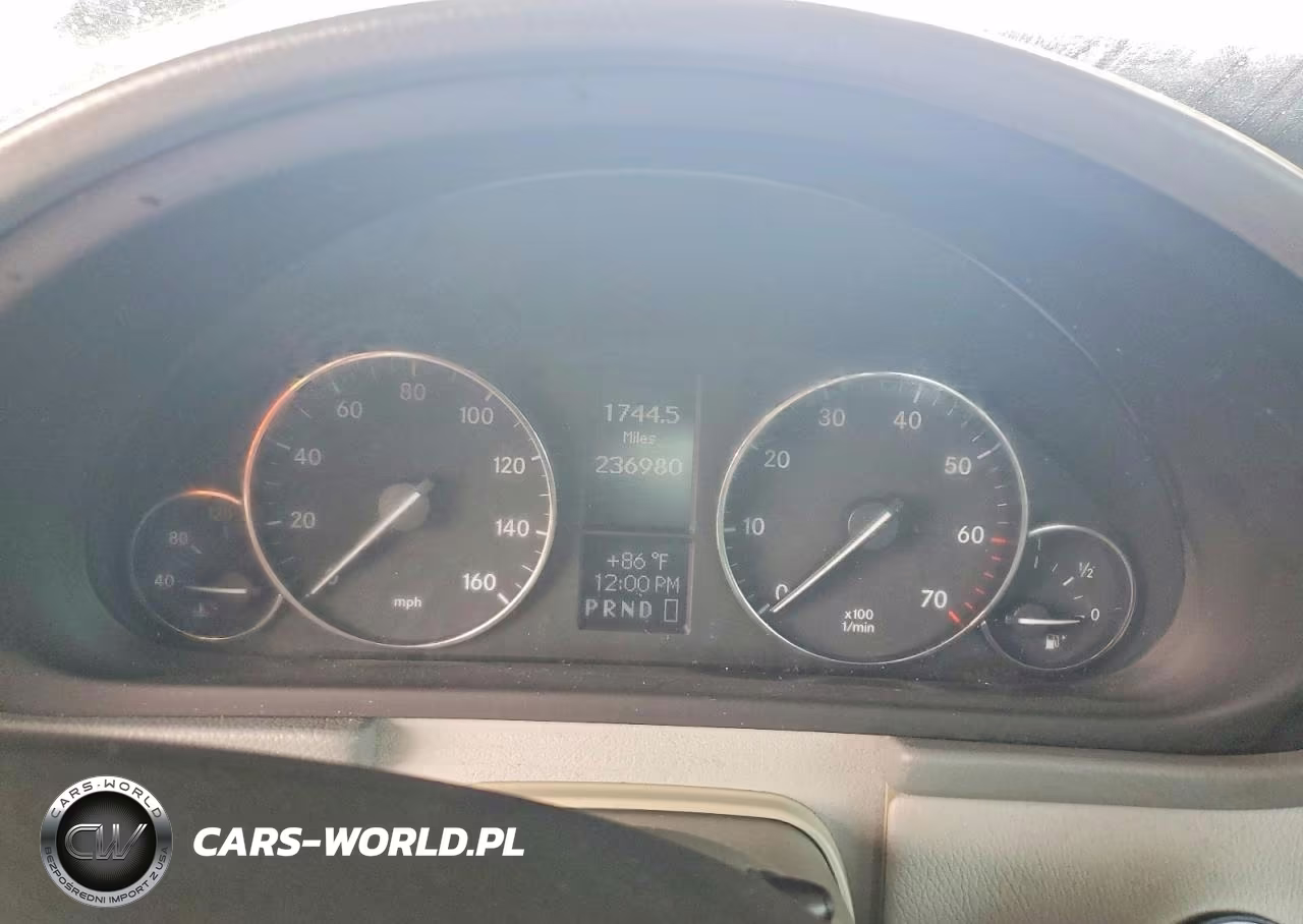 2005 Mercedes-Benz C 230K Sport Sedan VIN:WDBRF40J55F704381 - 9