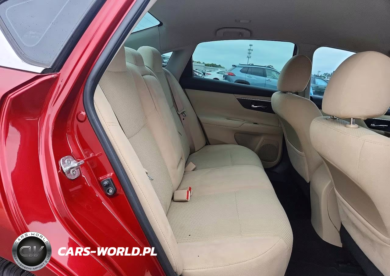 2015 Nissan Altima 2.5 S VIN:1N4AL3AP0FN330439 - 10
