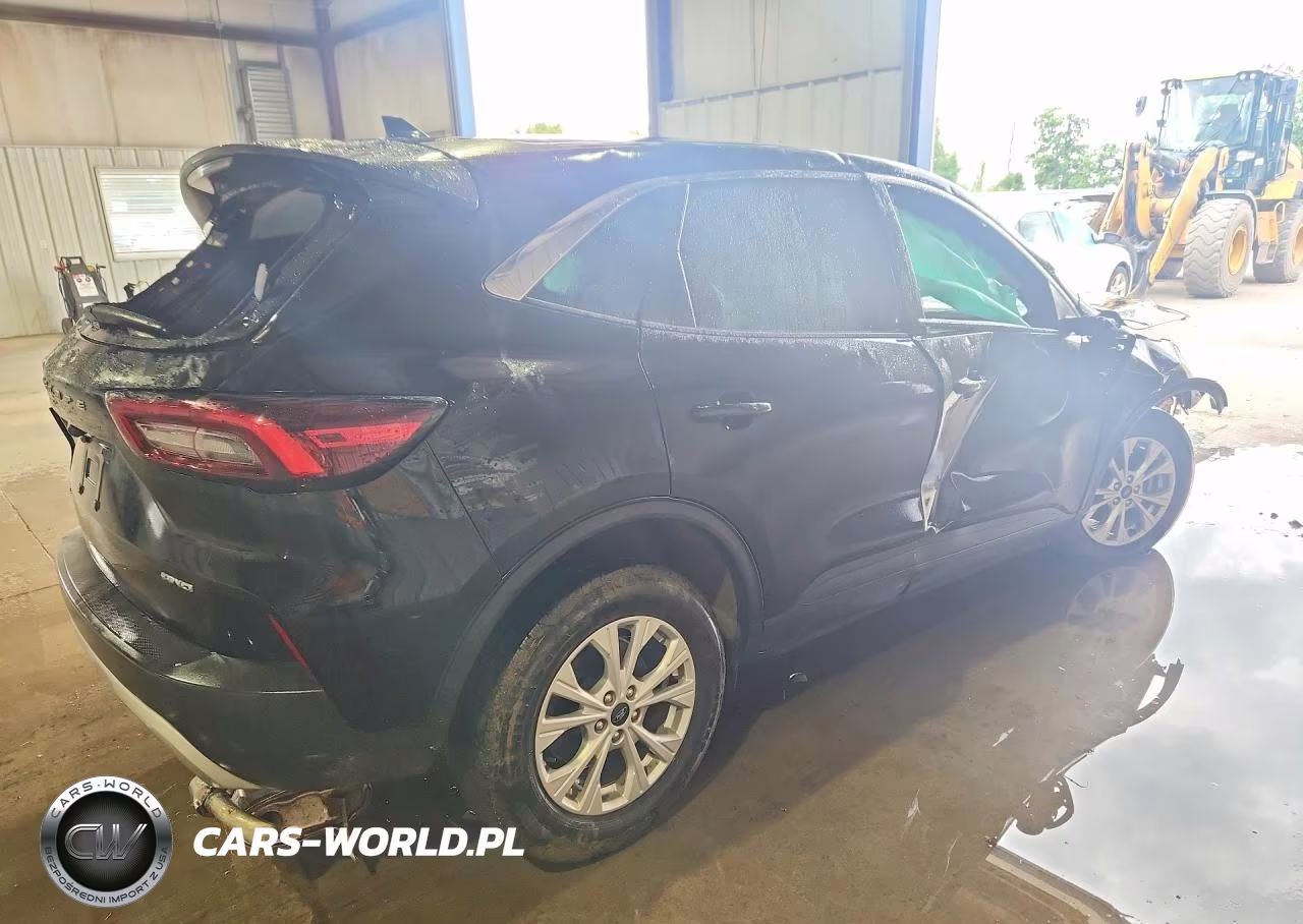 2024 Ford Escape Active VIN:1FMCU9GN8RUB02641 - 3