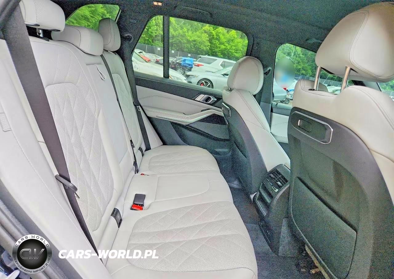 2024 BMW X5 VIN:5UX43U04R9U81880 - 11