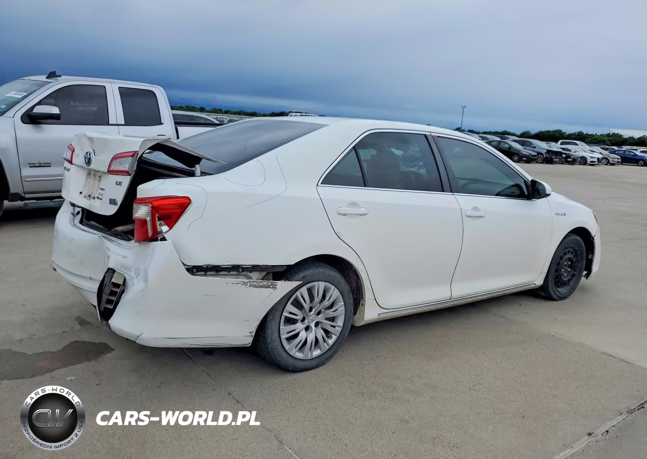2012 Toyota Camry Hybrid Le VIN:4T1BD1FK6CU054066 - 3