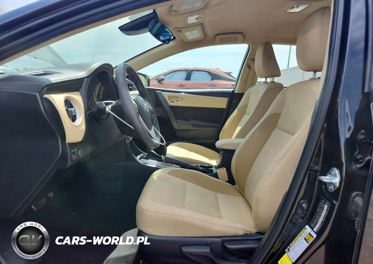 2018 Toyota Corolla Le VIN:2T1BURHE7JC040181 - 7