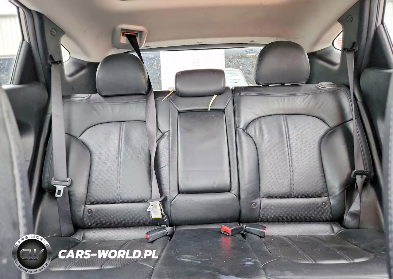 2010 Hyundai Tucson Limited VIN:KM8JUCAC7AU023249 - 10