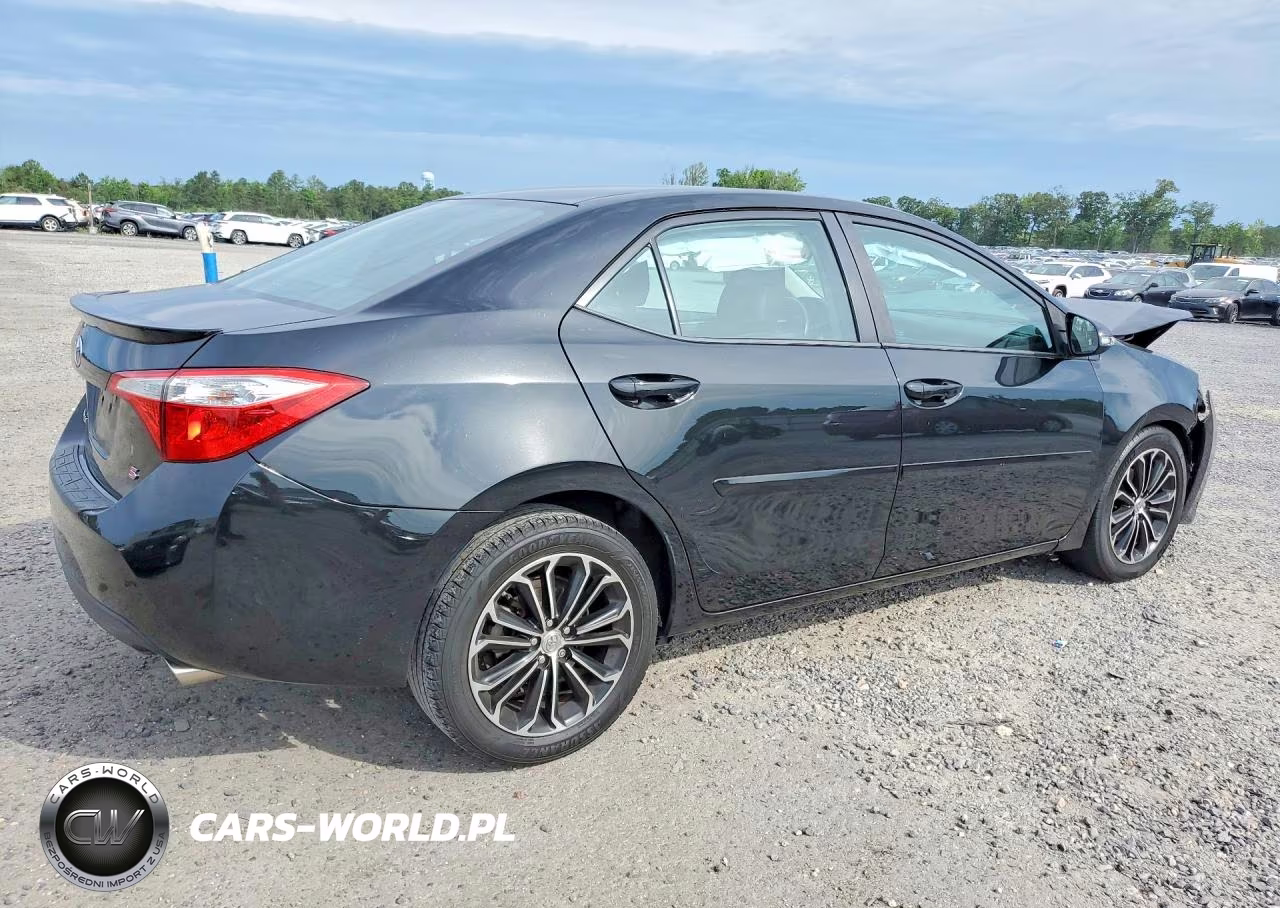 2016 Toyota Corolla S Plus VIN:2T1BURHE4GC561867 - 3