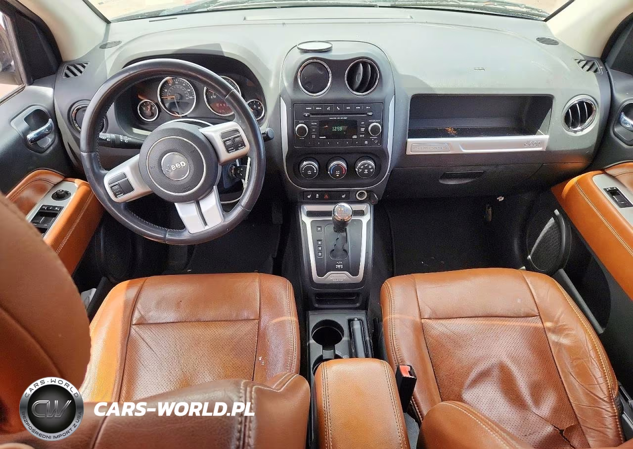 2015 Jeep Compass Latitude VIN:1C4NJCEA1FD191547 - 8