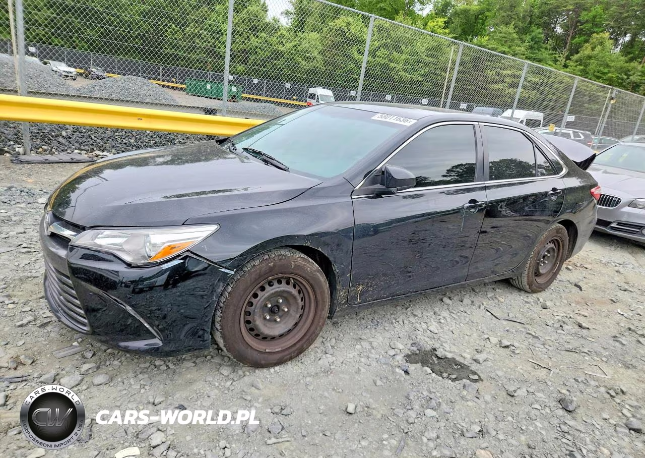 2016 Toyota Camry Le