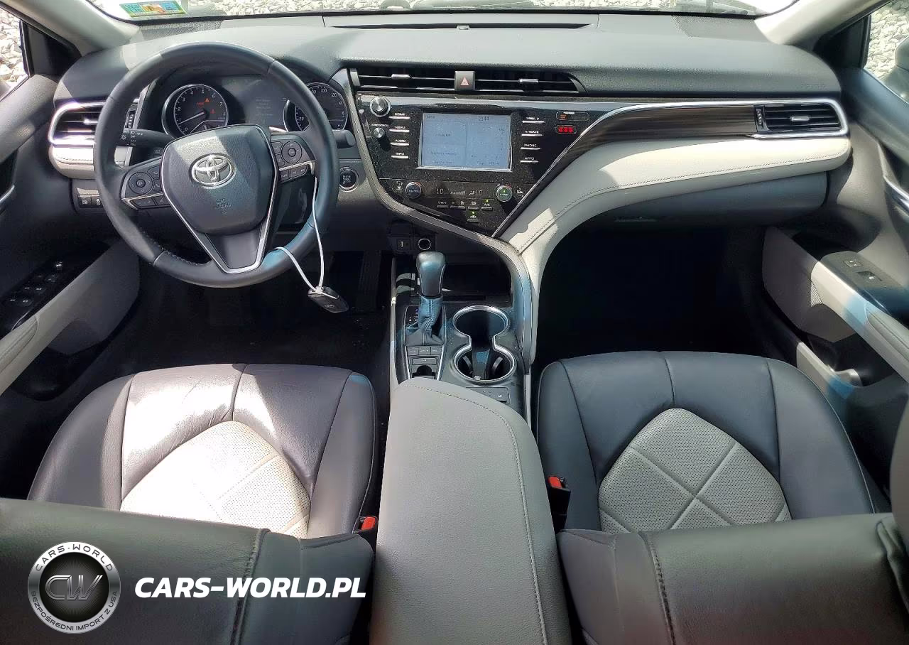 2018 Toyota Camry Xle VIN:4T1B11HK7JU074586 - 8
